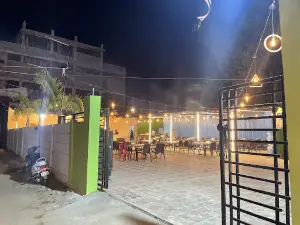 MP50 GARDEN RESTAURANT