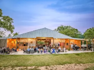 DeepRoots Vineyards/Brewery