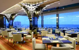 The Bluffs Ho Tram - Club House