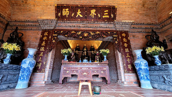 Ba Sao Ancient Pagoda