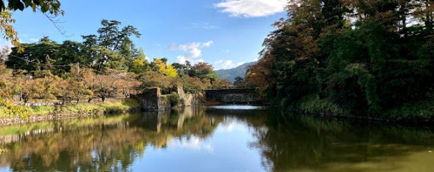 Tsurugajo City Park