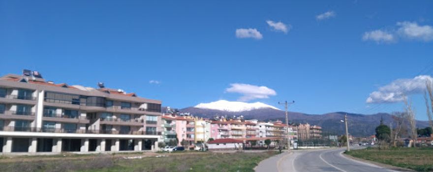 Menderes Halı Saha