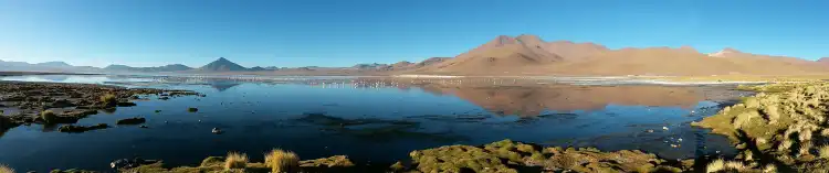 Hotels near Laguna Colorada