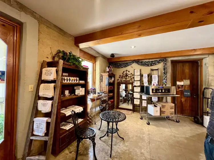 Hotels in Blanco County