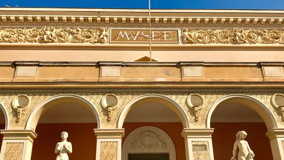 Regional Prehistory Museum