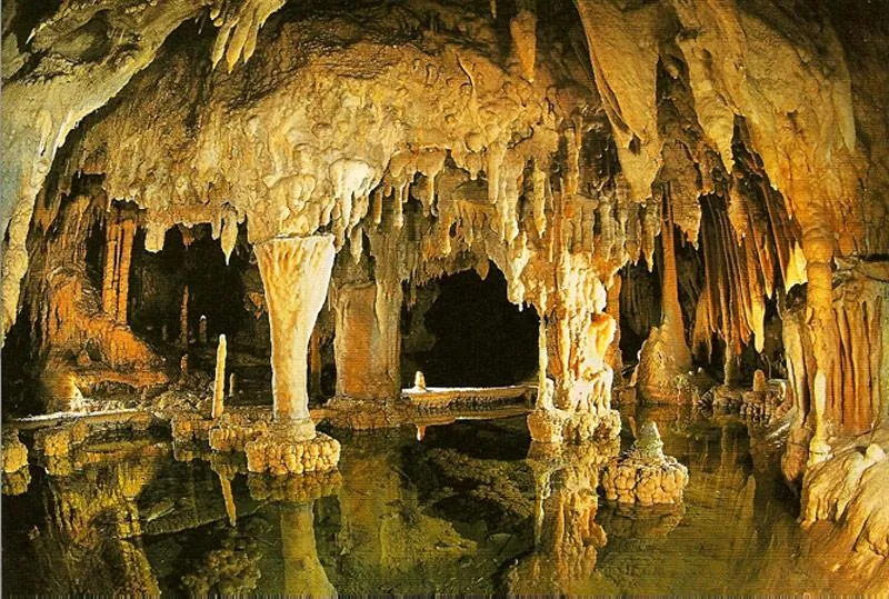Perama Cave