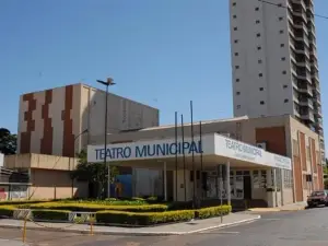 Teatro Municipal "José Cyrino Goulart"