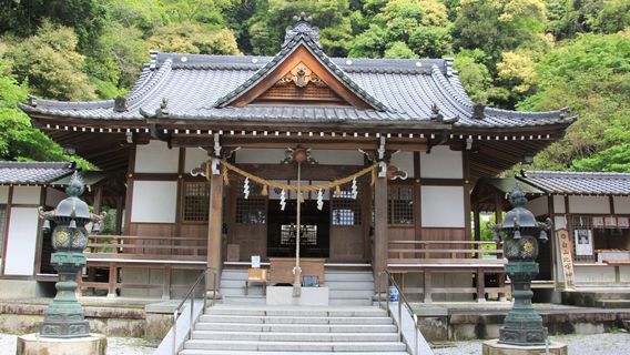 Shirayamahime Shrine