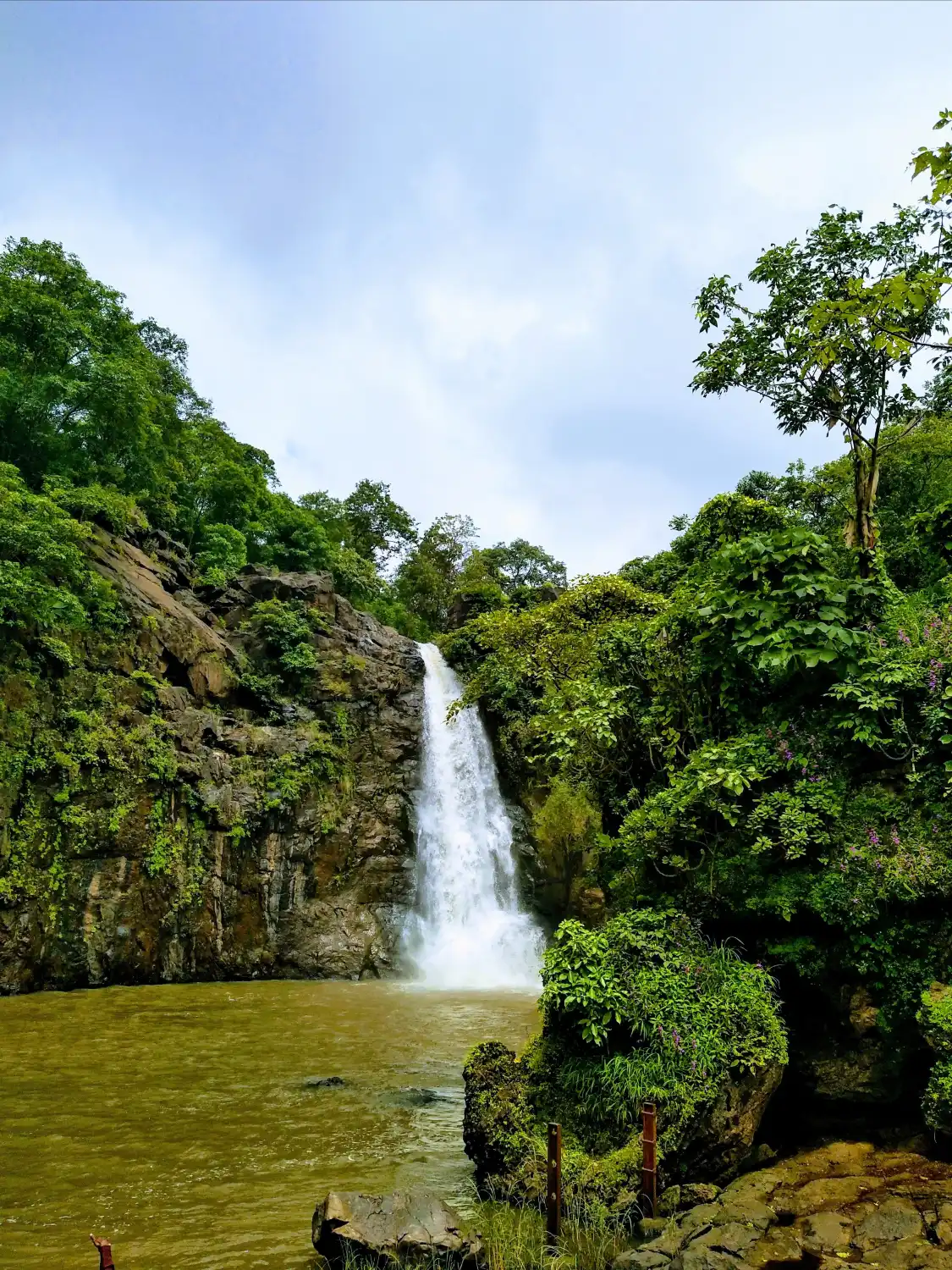 Hotels near Ninai Waterfalls
