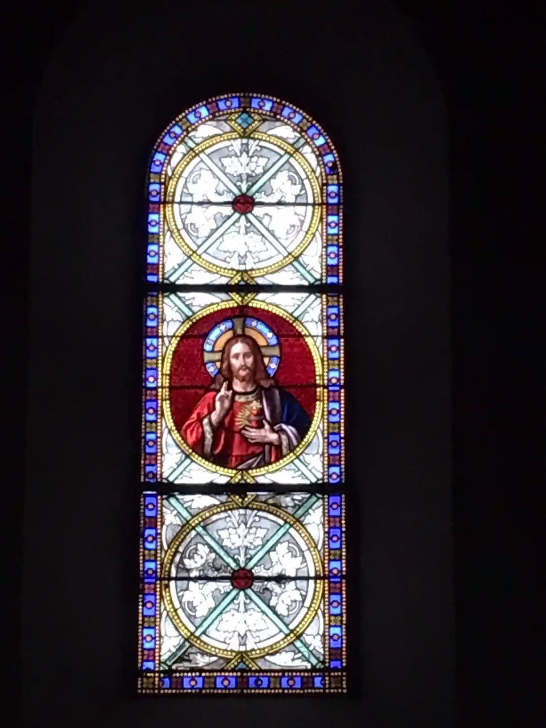 Hotels near Eglise Saint pierre