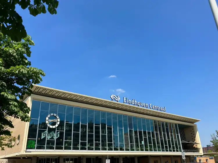 Hotel dekat Centraal Station Eindhoven