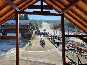 Pârtia de Ski VERESVIRÁG Panzio és Sípálya Ciumani