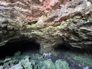 Quần thể hang động - núi lửa Chư Blúk