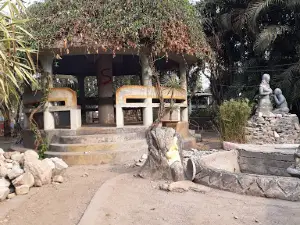 Ratna Park ᤗᤡᤶᤒᤢᤘᤠᤏ