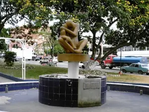Plaza de Las Madres