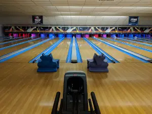 Manor Bowling Lanes