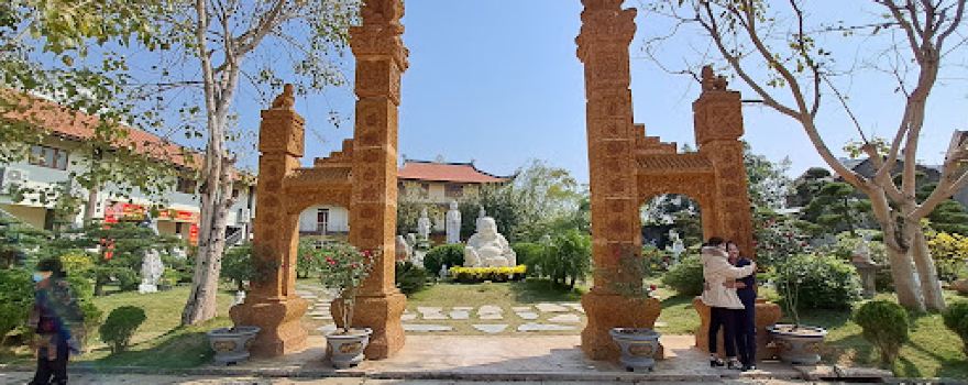 Dien Quang Pagoda
