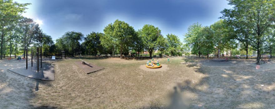 Parco Giochi Comunale Ghiotti