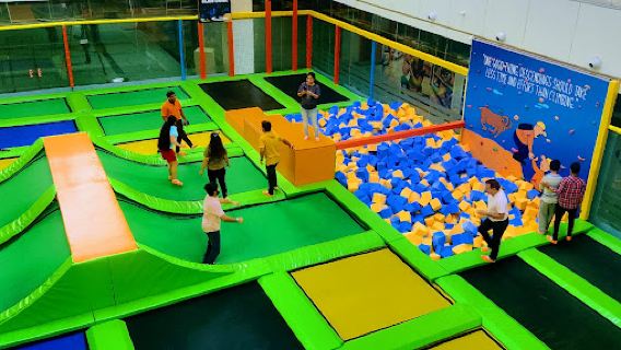 SkyJumper Trampoline and Amusement Park, Spectrum Metro Mall