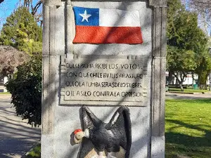 PLAZA DE ARMAS YUMBEL