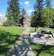 Parc du Rocher de Grand Mère