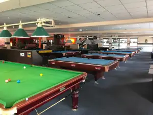 Time Out | Billard- & Dartcafé