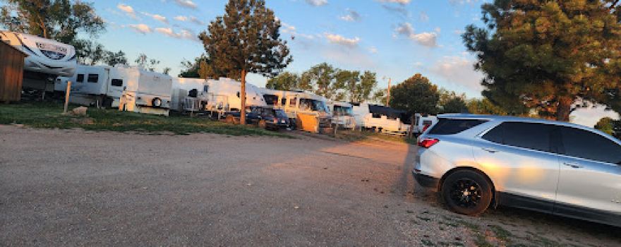 Dakota Campground and Mobile Home Park