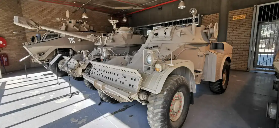 Hotels near South African National Museum of Military History