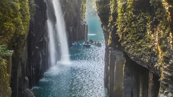 玩水避暑