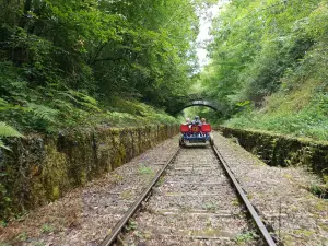 Pédalorail Electrique du Grand Pays de Salers