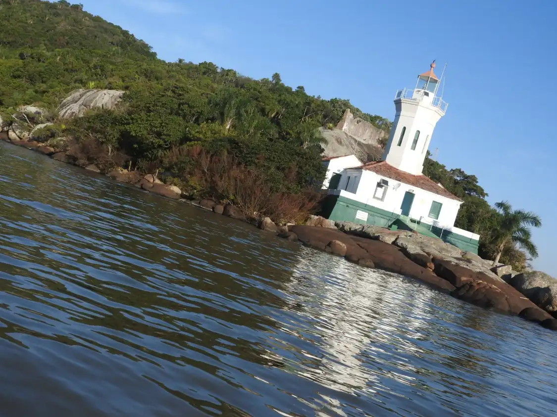 Các khách sạn gần Lighthouse at Itapua Park