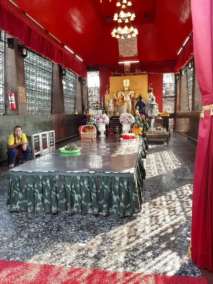 Các khách sạn gần Sarn Phra Karn