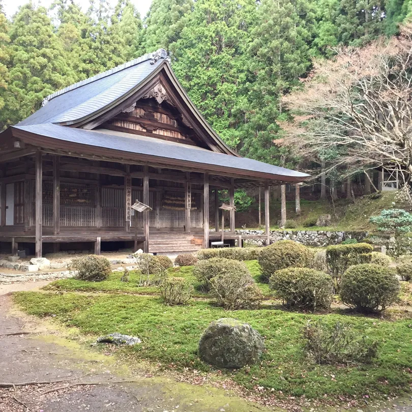 5_Raigo-in Temple