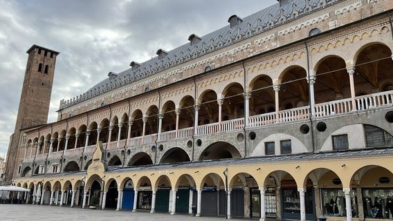 Piazza della frutta