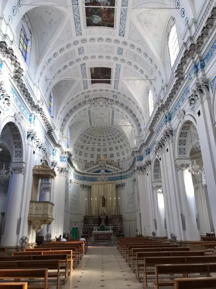 Avola