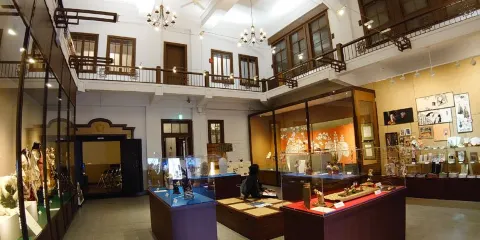 辻村壽三郎 人形館 三次市歴史民俗資料館