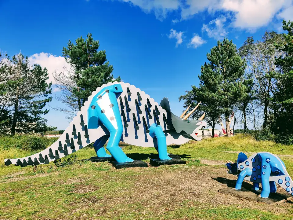 1_Teessaurus Park