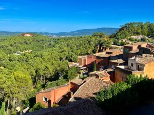 Le Sentier Des Ocres De Roussillon
