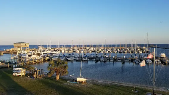 Long Beach Yacht Club