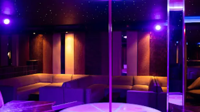 Wonder Lounge
