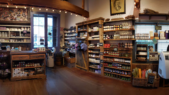 Lavender Ridge Vineyard Tasting