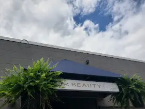 BC BEAUTY LOUNGE