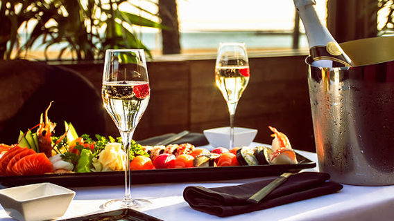 Alex Beach Cabins and Tourist Park