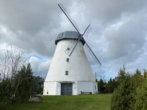 Pivarootsi Tuulik/Windmill