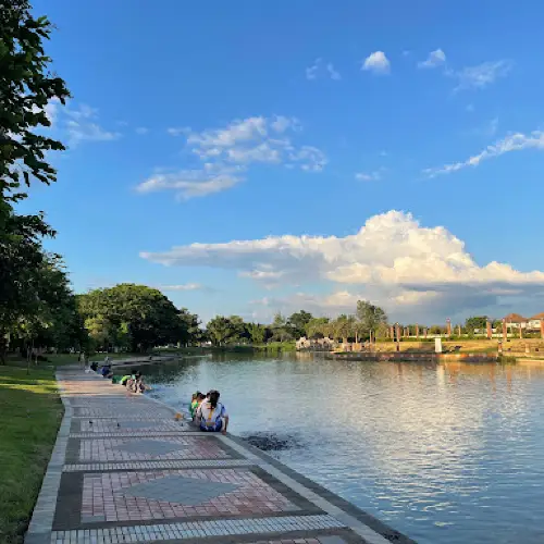 สวนเฉลิมพระเกียรติฯ