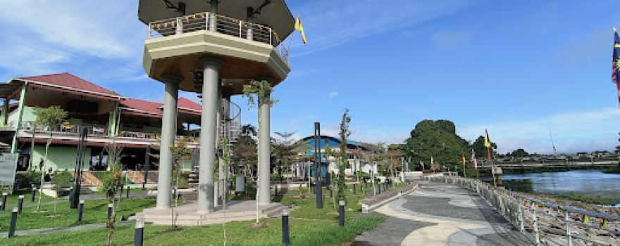 Lubok Antu Riverine Park