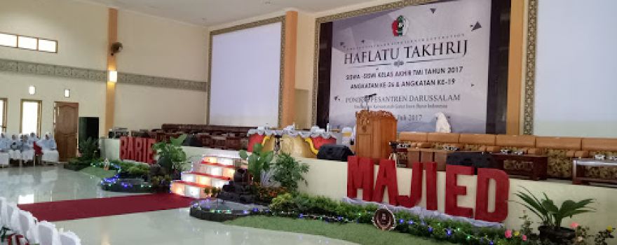 Gedung asy syifa pesantren darussalam