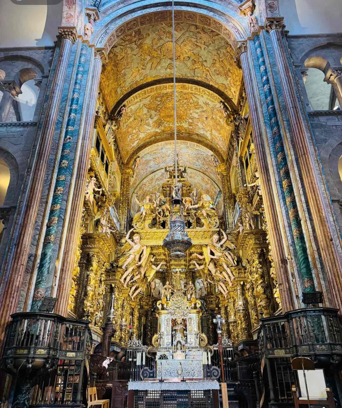 2026 Santiago de Compostela Travel Guide: must-see attractions, popular food, hotels, transport & travel experiences (updated in January)