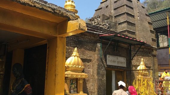 Prachin Mandir Mata Shri Baglamukhi Devi