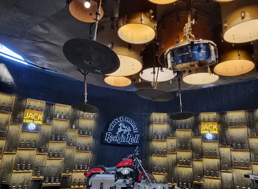 White Horse Rock'n Roll